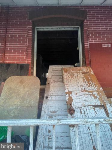 2316 17 St, Philadelphia PA 19132-4405 exterior