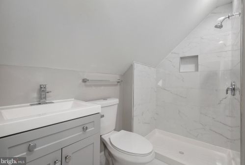 13210 Midway Ave, Rockville MD 20851-1813 exterior