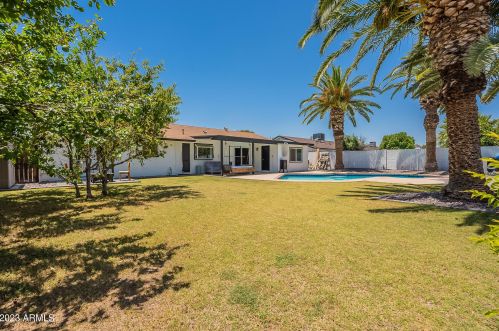 3128 Altadena Ave, Phoenix AZ  85029-3211 exterior