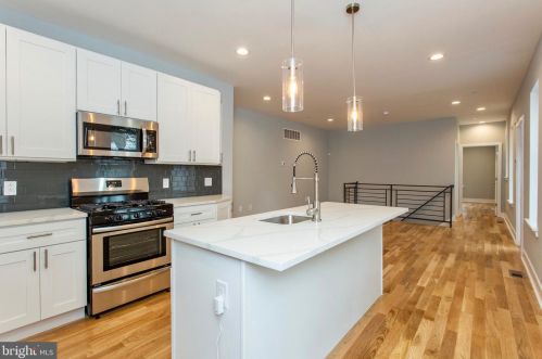 1500 26 St, Philadelphia PA 19121-4602 exterior