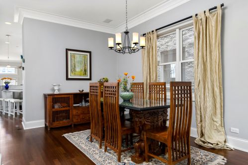 1523 School St, Chicago IL 60657-2121 exterior