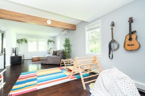 16 Coolidge Rd, Maplewood NJ  07040-1504 exterior