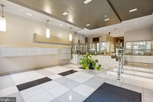 1348 Euclid St, Washington DC  20009-4844 exterior