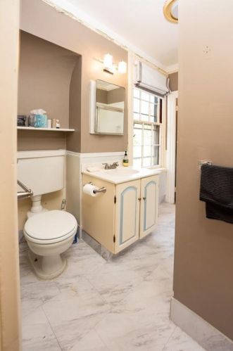 22 Cushing St, Providence RI 02906-2228 exterior