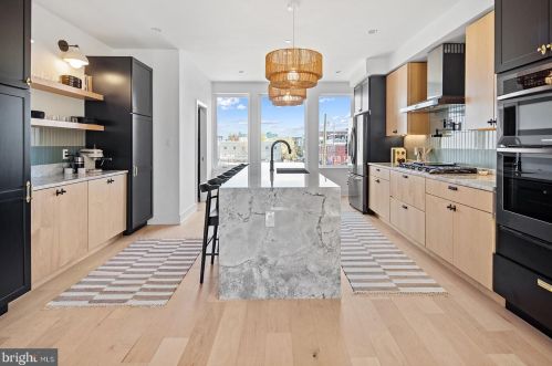 1609 2nd St, Philadelphia PA 19133 exterior