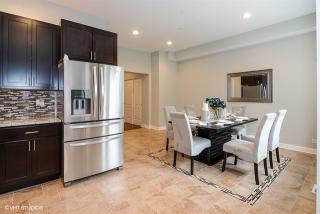 4227 Prairie Ave, Chicago IL  60653-3211 exterior