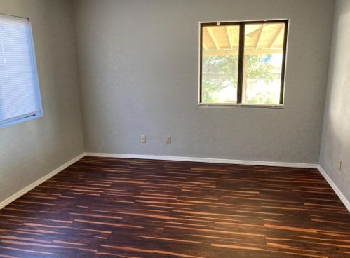 1241 East Ave, Turlock CA 95380-4209 exterior