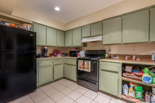 6036 Regent Mnr, Lithonia GA  30058-4770 exterior