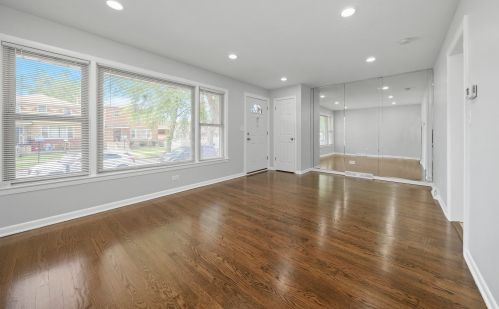 9623 Parnell Ave, Chicago IL 60628-7453 exterior