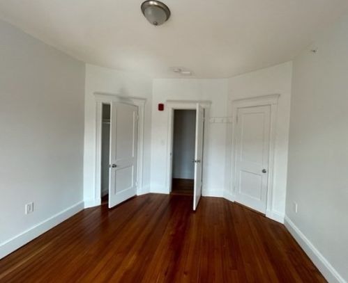 50 Englewood Ave, Boston MA 02135 exterior