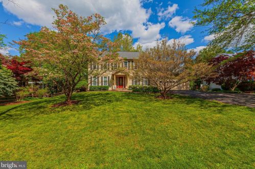 15437 Narcissus Way, Rockville, MD 20853-1747