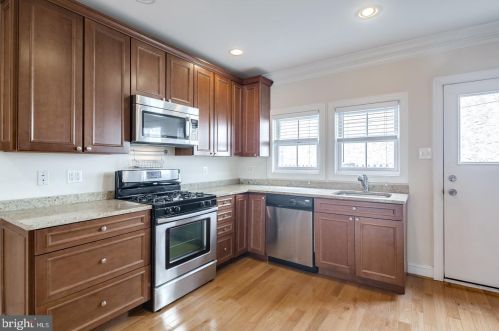 926 23rd St, Philadelphia PA  19146-2539 exterior