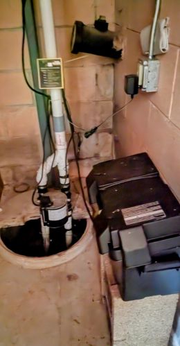 4914 104, Milwaukee WI 53228-3204 exterior