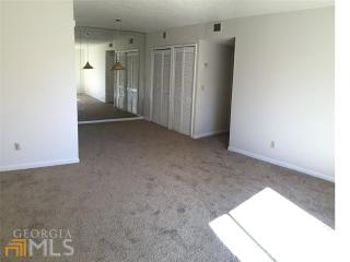 910 Camelot Dr, Atlanta GA  30349-6518 exterior