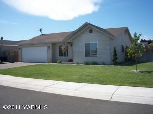 2132 65th Ave, Yakima, WA 98903-9286