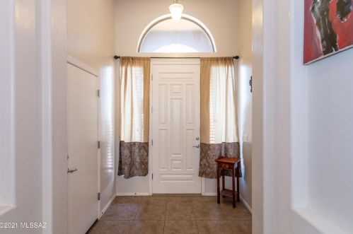 60984 Eagle Ridge Dr, Tucson AZ  85739-5952 exterior