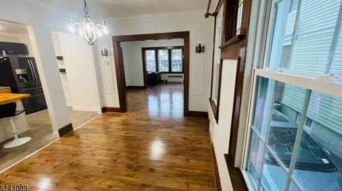 99 Boyden Ave, Maplewood NJ  07040-1901 exterior