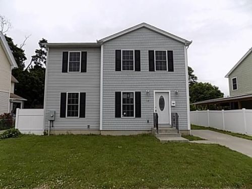 17 Jefferson Ave, Springfield, MA 01107-1903