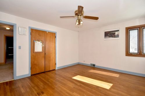 6696 Olympia Ave, Chicago IL 60631-1518 exterior