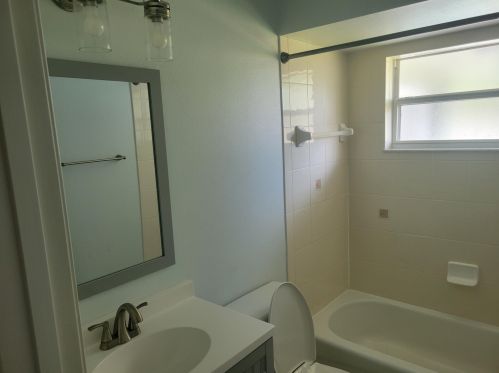 2789 Eagle Dr, Fort Pierce FL  34984-8919 exterior