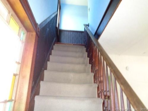 85 Brightwood Ave, Torrington CT 06790-5010 exterior