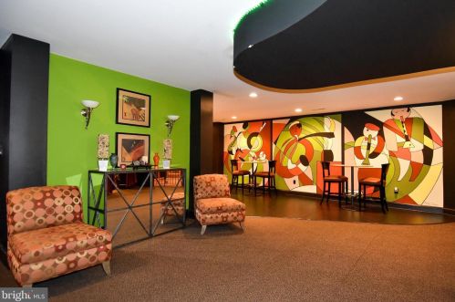 11300 Glen Rd, Rockville MD 20854-1849 exterior