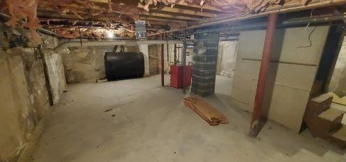 32 Thompson Rd, Webster MA 01570-1405 exterior