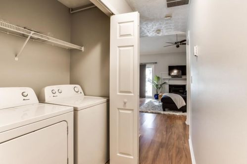 3804 Benjamin Ct, Atlanta GA 30331-2056 exterior