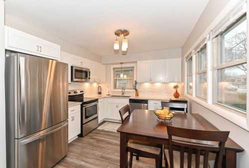 5622 Montana St, Milwaukee WI  53219-3164 exterior