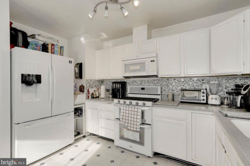 1121 Varney St, Washington DC 20032-4372 exterior