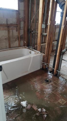 1025 156 Pl, Dolton IL 60419-2780 exterior