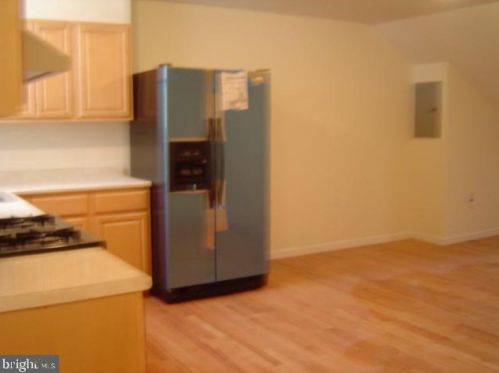 535 10th St, Philadelphia PA  19147-0012 exterior