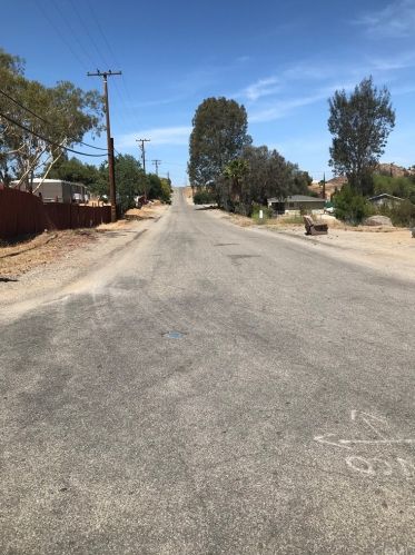 27260 Jarvis St, Perris CA 92570-8677 exterior