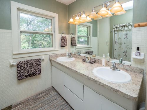 934 Grant St, Kalamazoo MI  49008-1119 exterior