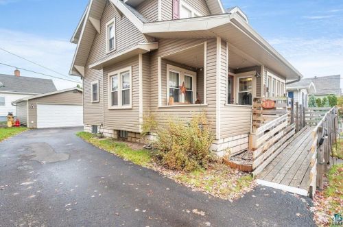 426 47th Ave, Duluth, MN 55807-2038