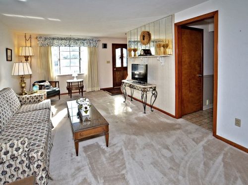 152 Lebeau Pike, Pittsburgh, PA 15221-4239