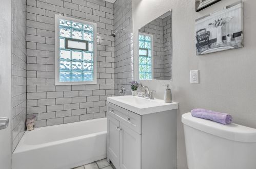 2643 3rd St, Milwaukee WI 53207-1409 exterior