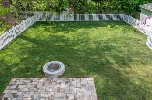 26 Minton Ave, Chatham Township NJ  07928-2740 exterior