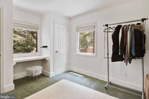 9 Bethayres Ct, Rockville MD 20855-2020 exterior