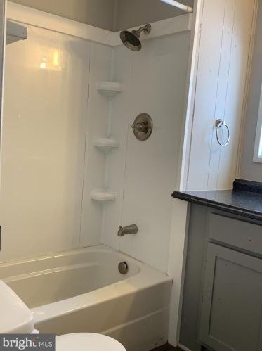 512 Meade Ave, Hanover PA 17331-3623 exterior