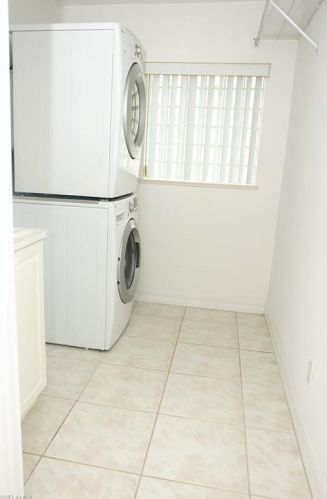 757 93 Ave, Naples FL 34108-2440 exterior