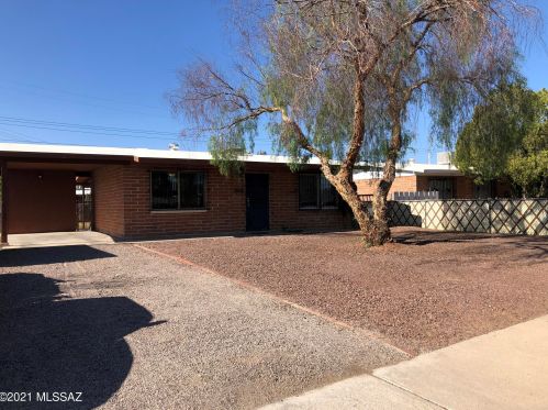 3439 28th St, Tucson, AZ 85713-2317