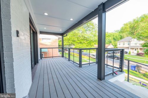 820 Malibu Dr, Silver Spring MD  20901-3648 exterior