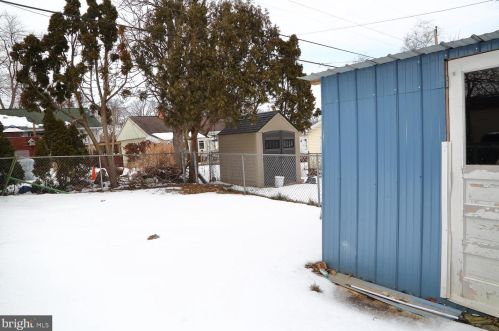 835 Hilton Dr, Lancaster PA 17603-5835 exterior