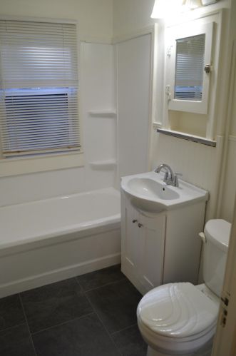 525 Elizabeth St, Kalamazoo MI 49007-2476 exterior