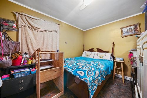 2230 Kenneth Ave, Chicago IL 60652-3531 exterior