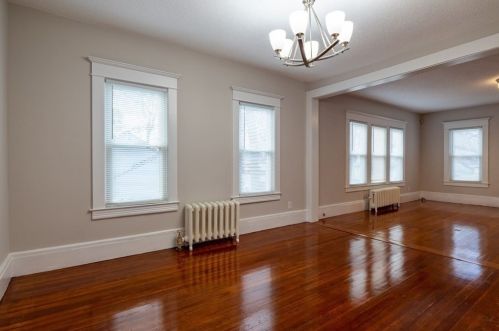 139 Berkshire Ave, Springfield MA  01109-1749 exterior