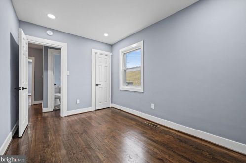 432 Burbank St, Washington DC 20019-4229 exterior