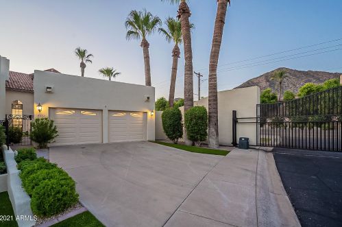 4552 52nd Pl, Phoenix AZ  85018-3000 exterior