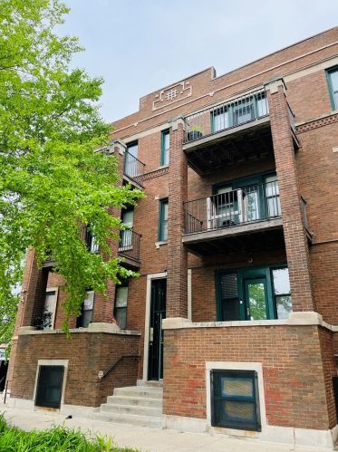 5001 Prairie Ave, Chicago, IL 60615-2241